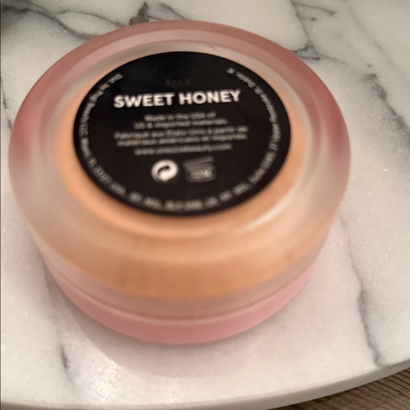 One size
By Patrick Star Ultimate Blurring Setting Powder - Picture 6 of 6